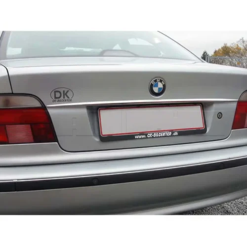 Insert chrome pour coffre BMW E39 96~03