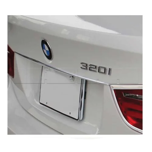 Insert chrome pour coffre BMW E90 08> .